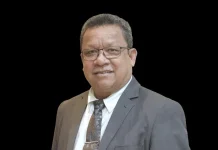 Menteri Diktisaintek Tunjuk Dr. Ferdinand Risamasu sebagai Plt. Rektor Uncen