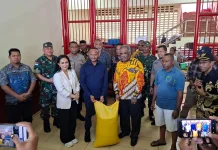 Yan Mandenas Dorong Pusat Bangun Rumah Warga Terdampak Kebakaran