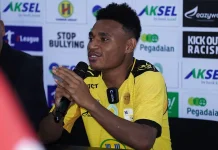 Korneles Howay Tak Menduga Cetak Brace di Laga Debut