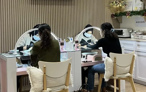 Membersihkan Kuku Jadi Bagian Penting Perawatan Tangan