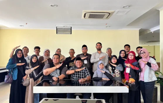 Rakonis Pemulangan Jemaah Haji, Kakanwil Kemenhaj Papua Tekankan Pelayanan Maksi