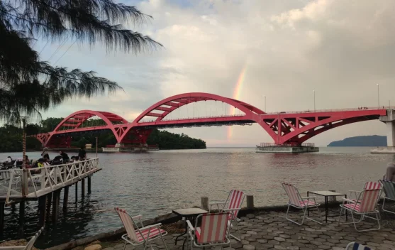 Wisata Kuliner Pantai Cibery Jayapura Dorong Pertumbuhan UMKM