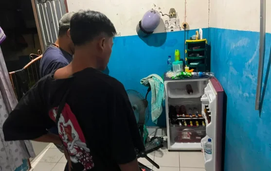 Polisi Amankan 97 Botol Miras Ilegal