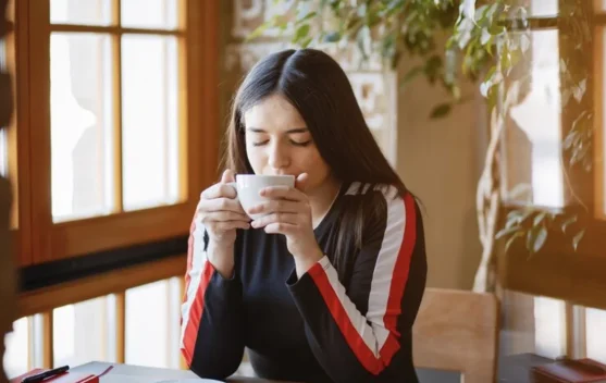 Bukan Sekadar Suka Kopi, Ini Tanda Tubuh Mulai Bergantung pada Kafein
