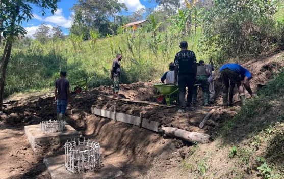 Jembatan Perintis Kali Pele Buka Akses Baru Warga Ibele