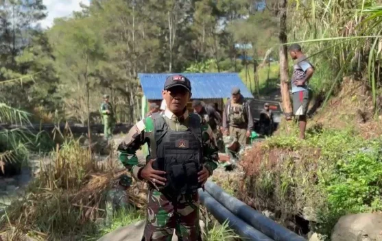 Warga Tabukeker Kini Nikmati Listrik dan Air Bersih