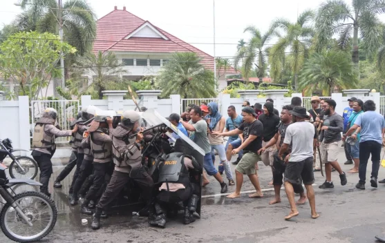 Polres Yapen Menggelar Simulasi Sispamkota