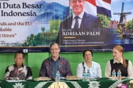 Adriaan Palm: Masa Depan Papua Ada di Tangan Generasi Muda