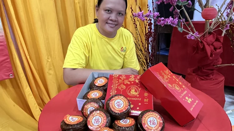 Perajin Kue Keranjang di Jember Kebanjiran Pesanan jelang Imlek 2577