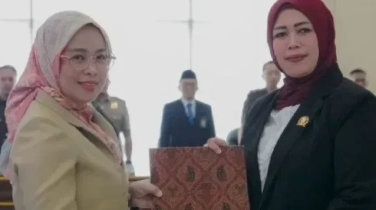 Sofiana Yunita Resmi Jadi Anggota DPRD Lumajang