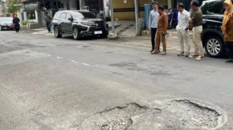 DPRD Lumajang Sesalkan Jalan Rusak jelang Hari Raya