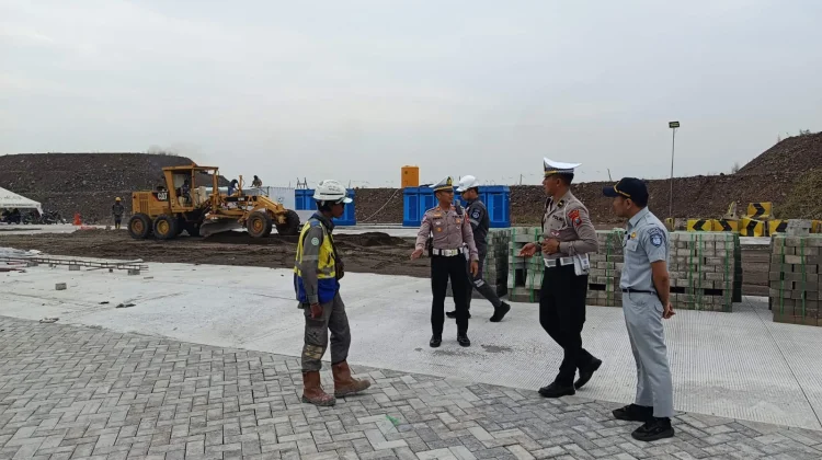 Satlantas Cek Kesiapan Tol Prosiwangi untuk Jalur Mudik