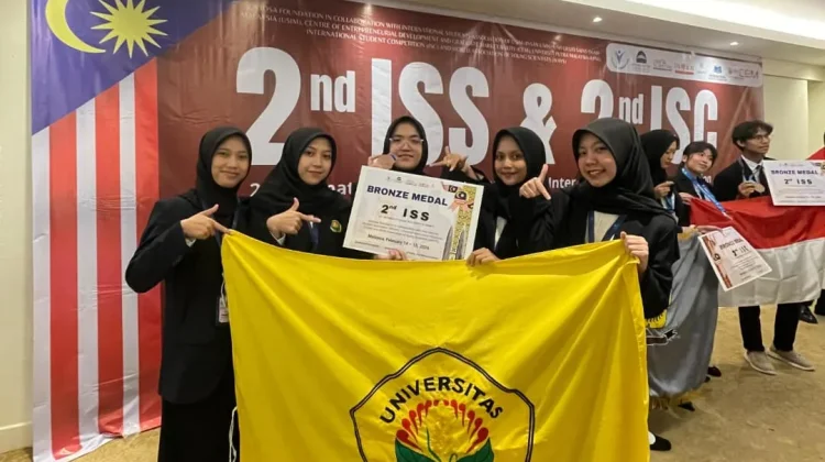 Delegasi UNEJ Raih Lima Medali di Malaysia