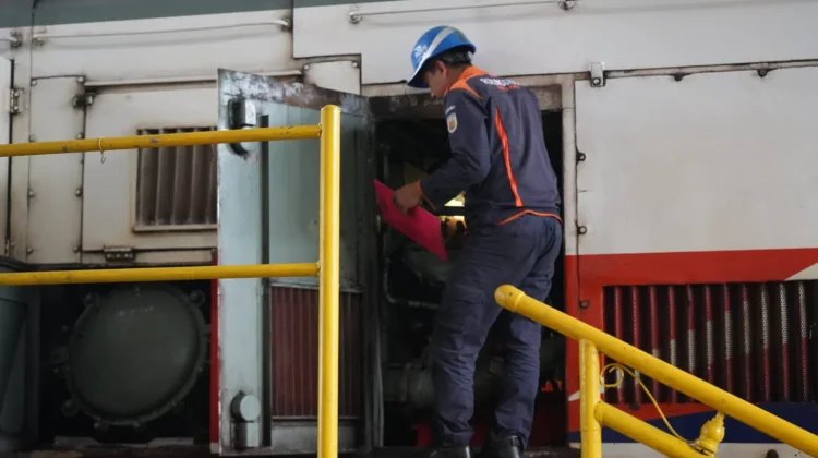 Jelang Mudik, Daop 9 Pastikan Seluruh Armada Laik Operasi