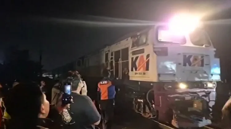Lokomotif Tertemper Truk, Perjalanan KA Blambangan Ekspres Terganggu