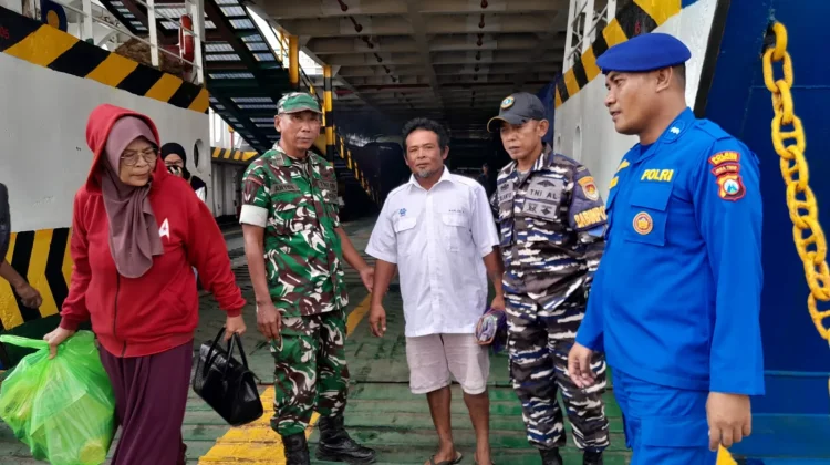 Satpolairud Imbau Nelayan Waspada Cuaca Buruk Saat Melaut