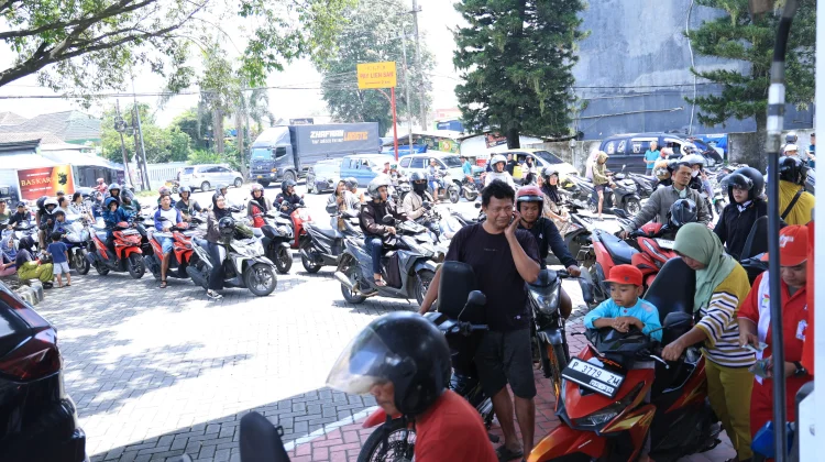 Pakar Unej Imbau Warga Tak Panic Buying