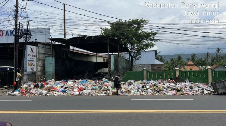 Sampah Meluber di Ketapang Disorot DPRD Banyuwangi