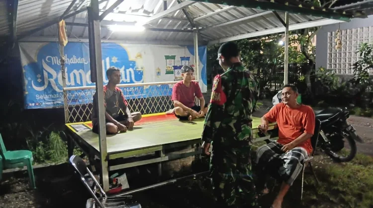 TNI di Lumajang Turut Jaga Kamtibmas jelang Hari Raya