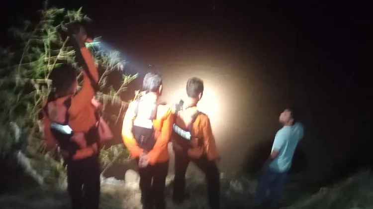 Lansia Diduga Tenggelam di Sungai Bedadung, Tim SAR Lakukan Pencarian