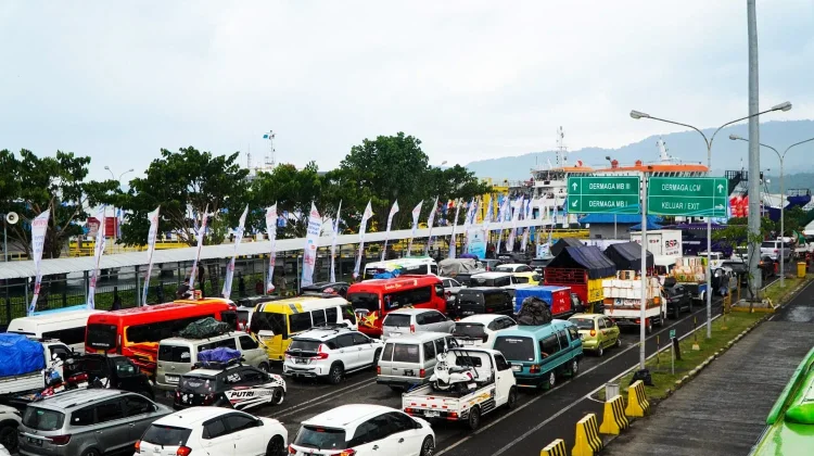 ASDP Perkuat Armada Kapal Besar Pelabuhan Ketapang