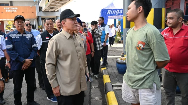 Anggota DPR RI Bambang Haryo Tinjau Pelabuhan Ketapang Banyuwangi