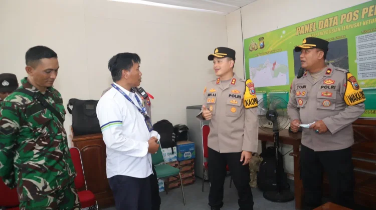 Polres Situbondo Amankan Poster Pelabuhan Jangkar