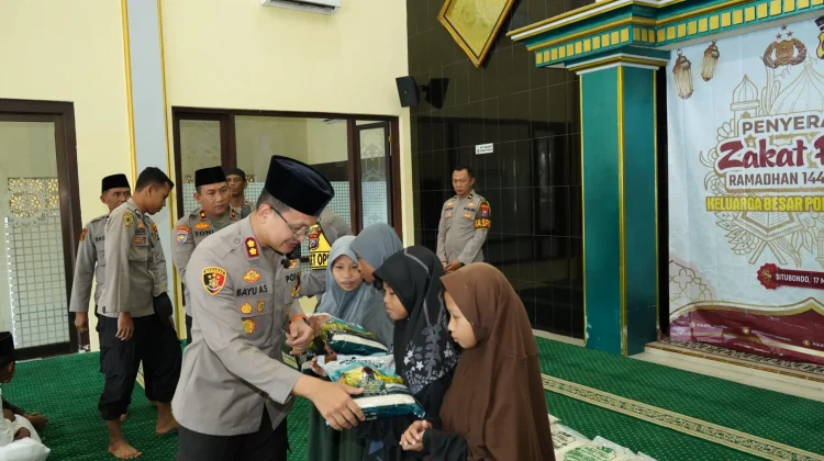 Polres Salurkan 1,8 ton Beras Zakat Fitrah