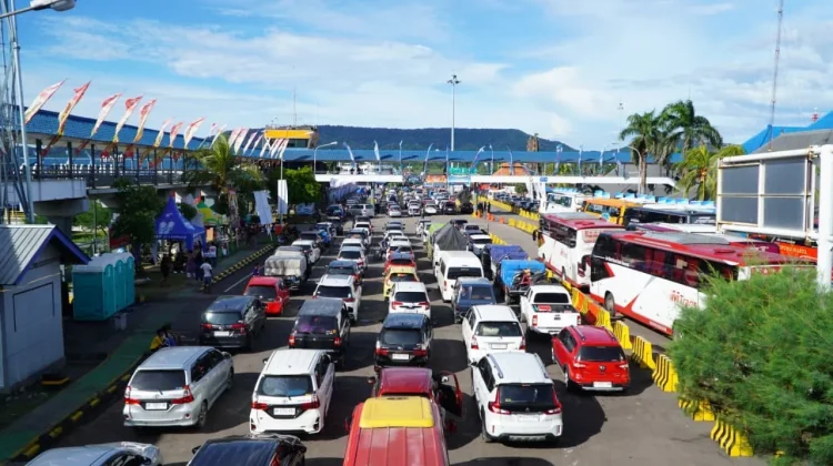 Menjelang Penutupan Nyepi, Antrean KEmdaraan di Gilimanuk Masuk Buffer Zone