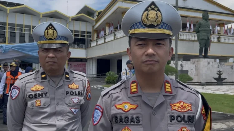 Arus Mudik Meningkat, Polisi Batasi Operasional Angkutan Barang di Jember