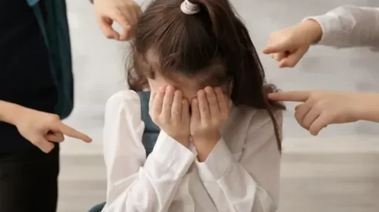 Ciri-ciri Seseorang Menjadi Korban Bullying, Sering Tidak Disadari