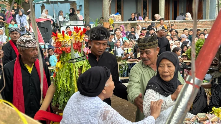 Ritual Seblang Olehsari, Daya Tarik Wisata Banyuwangi di Libur Lebaran