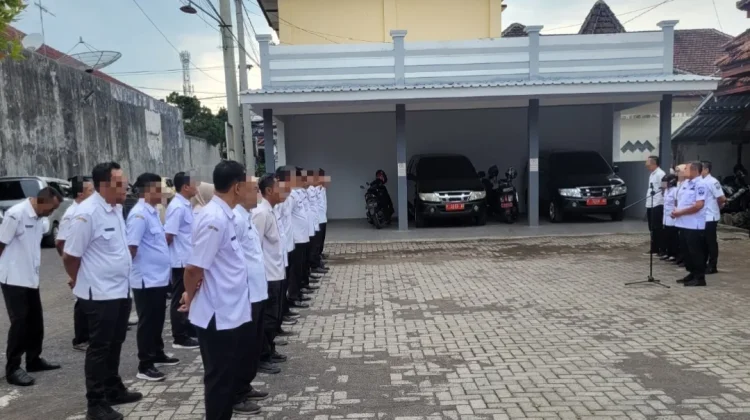 Hari Pertama Kerja, Sejumlah ASN Absen
