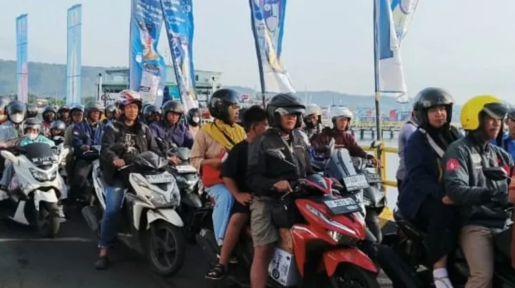 H+4 Lebaran, Roda Dua Dominasi Arus Balik Ketapang