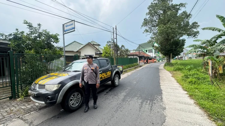 Polisi di Lumajang Pantau Rumah Warga yang Ditinggal Mudik
