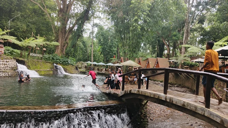 Destinasi Wisata di Bondowoso Tembus 700 Orang Per Hari