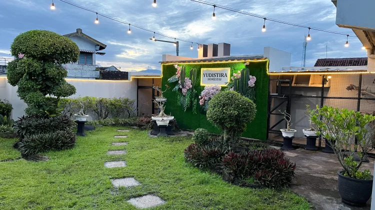 Taman di Lantai Dua, Solusi Ruang Hijau Estetis ditengah Keterbatasan Lahan