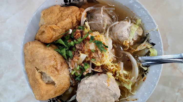 Bakso Hamry Hadirkan Sensasi Prasmanan, 100% Daging Sapi Asli Jember