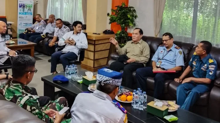 DPR Soroti Kekurangan Dermaga, Picu Macet Ketapang