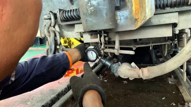 Ini Alasan Kereta Tak Bisa Mengerem Mendadak
