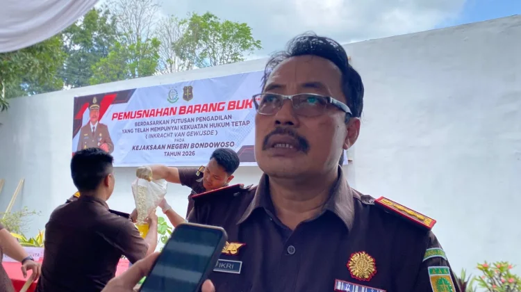 Kejari Bondowoso Limpahkan Dua Kasus Tipikor