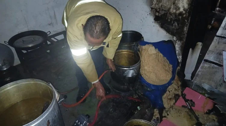 Warung Soto Barokah Banyuwangi Terbakar, Dua Karyawan Terluka