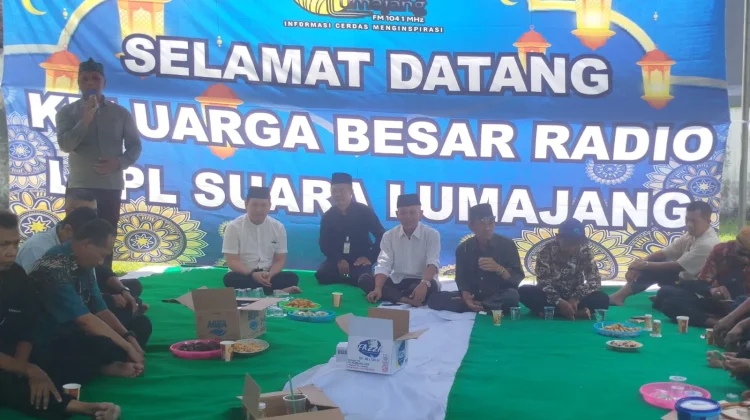 Jalin Silaturahmi Melalui Acara Halal Bihalal Bersama LPPL Radio Suara Lumajang