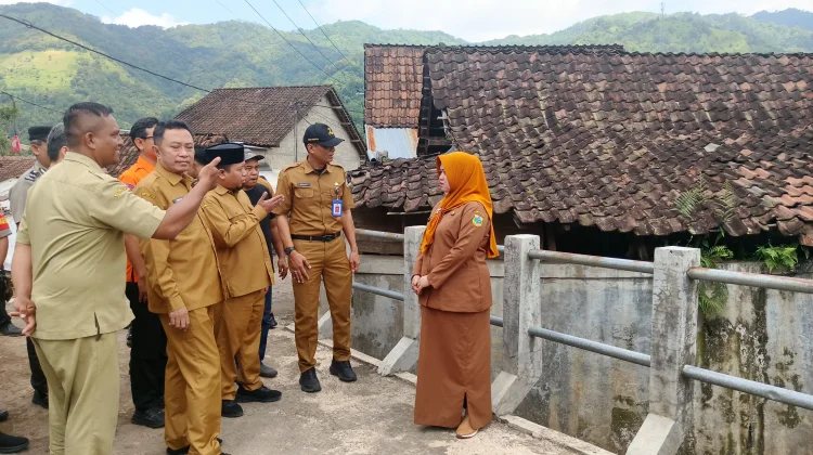 Desa Wonoboyo Mulai Perbaiki Jembatan dan Sejumlah Fasum
