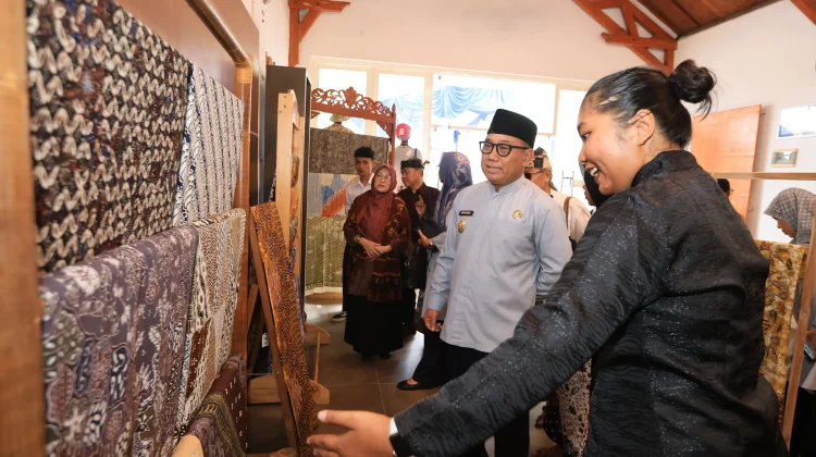 Pusat Batik Banyuwangi Permudah Akses Wastra Lokal