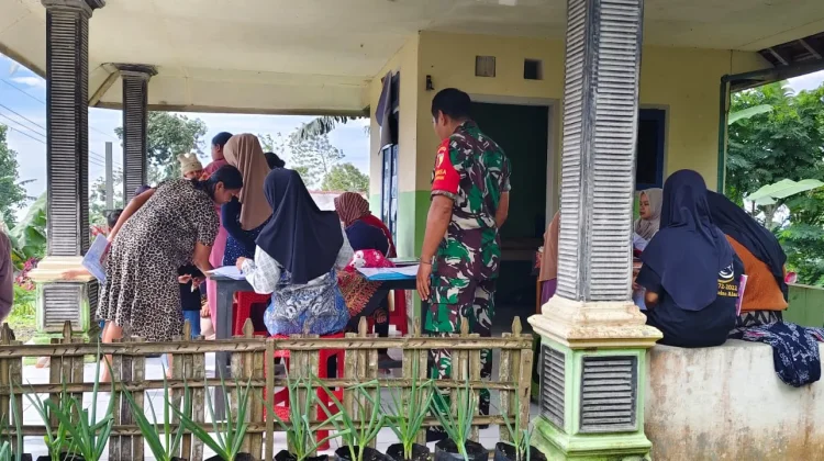 Tenaga Kesehatan Pantau Kondisi Kesehatan Balita di Lumajang