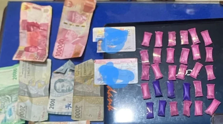 Warga Amankan Dua Pria diduga Bawa Sabu di Sempu
