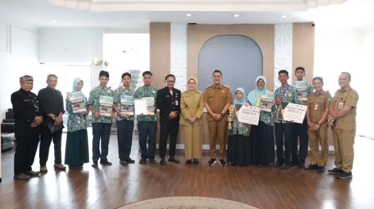 SMAN 1 Lumajang Raih Medali Emas IIF 2026