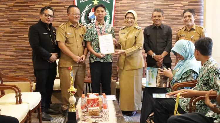 SMAN 1 Lumajang Raih Medali Emas IIF 2026