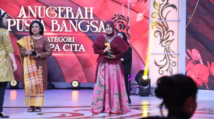 Batik Jember Tampil di Ajang Anugerah Puspa Bangsa 2026